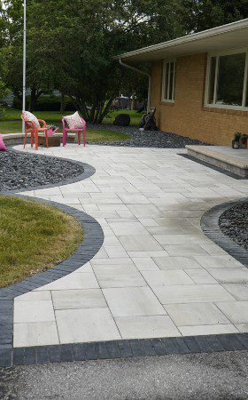 Walkways - Affordable landscape and lawn care - Muscatine IA Davenport IA Bettendorf IA Rock Island IL Moline IL - Eastern Iowa Landscape Service, LLC